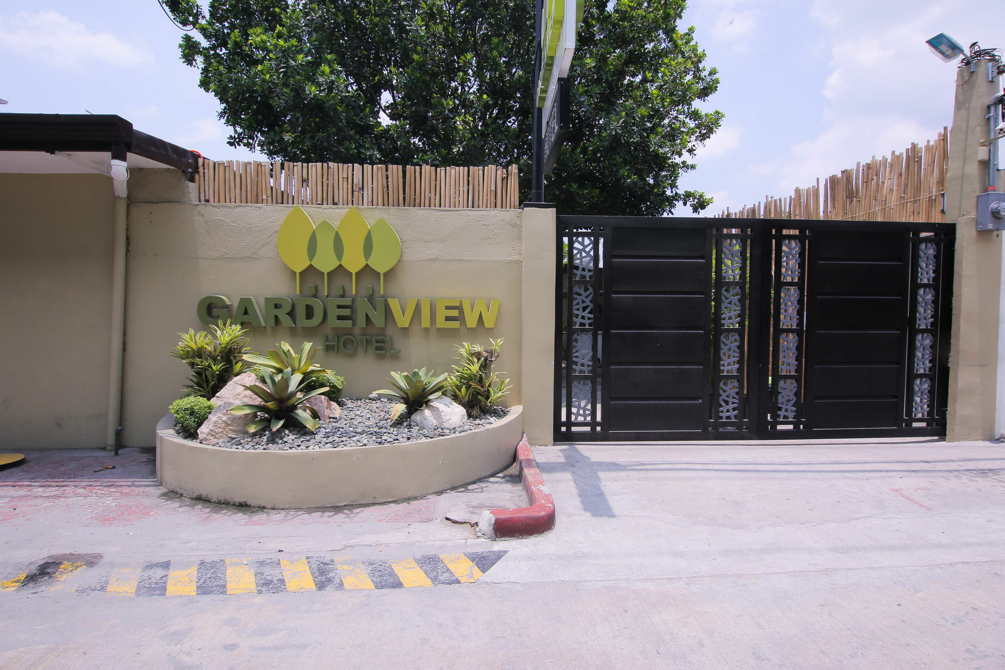 Garden View Hotel อังเฮเลส ภายนอก รูปภาพ