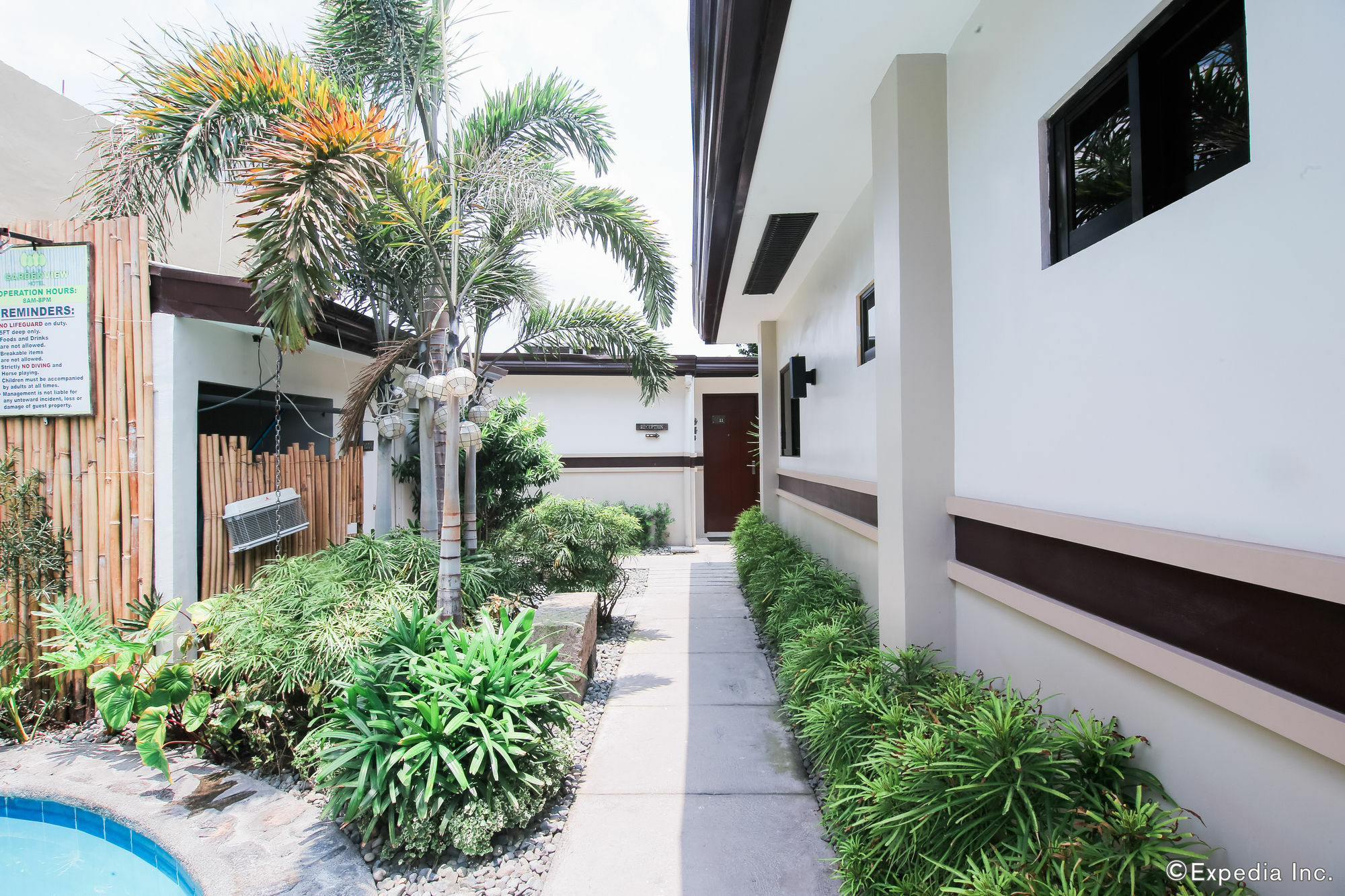 Garden View Hotel อังเฮเลส ภายนอก รูปภาพ
